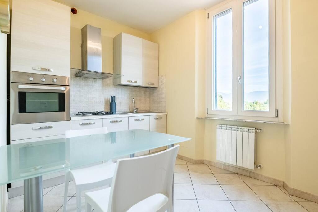 -Villa Emily- Parking, Garden & Wi-Fi Пиза Экстерьер фото