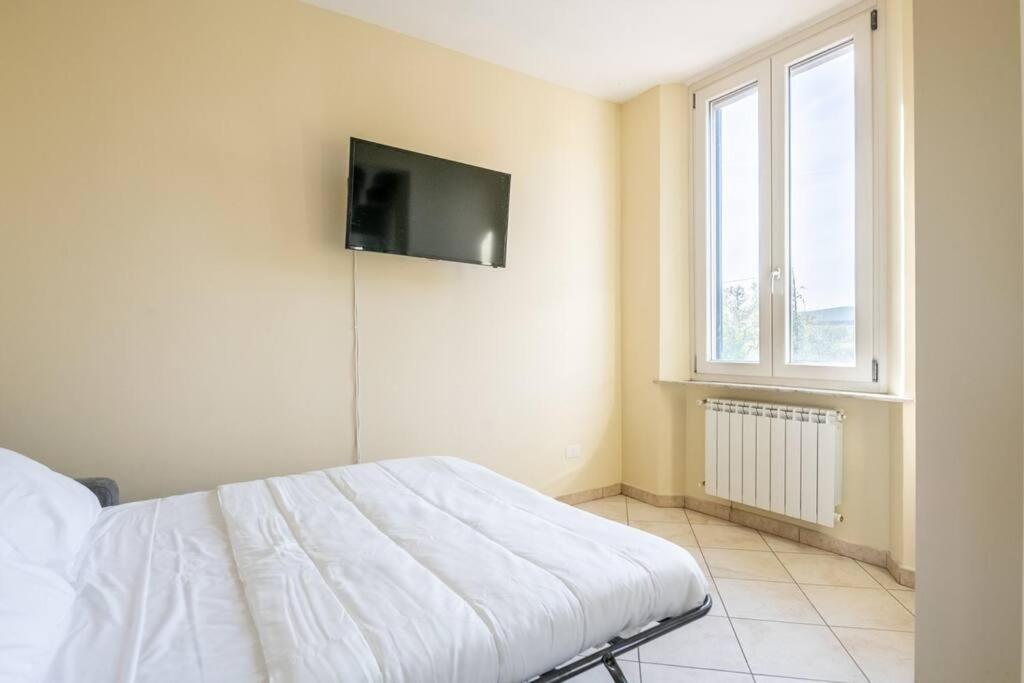 -Villa Emily- Parking, Garden & Wi-Fi Пиза Экстерьер фото
